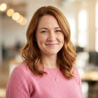 Emily Watson, True Thriftavence Customer Support Head